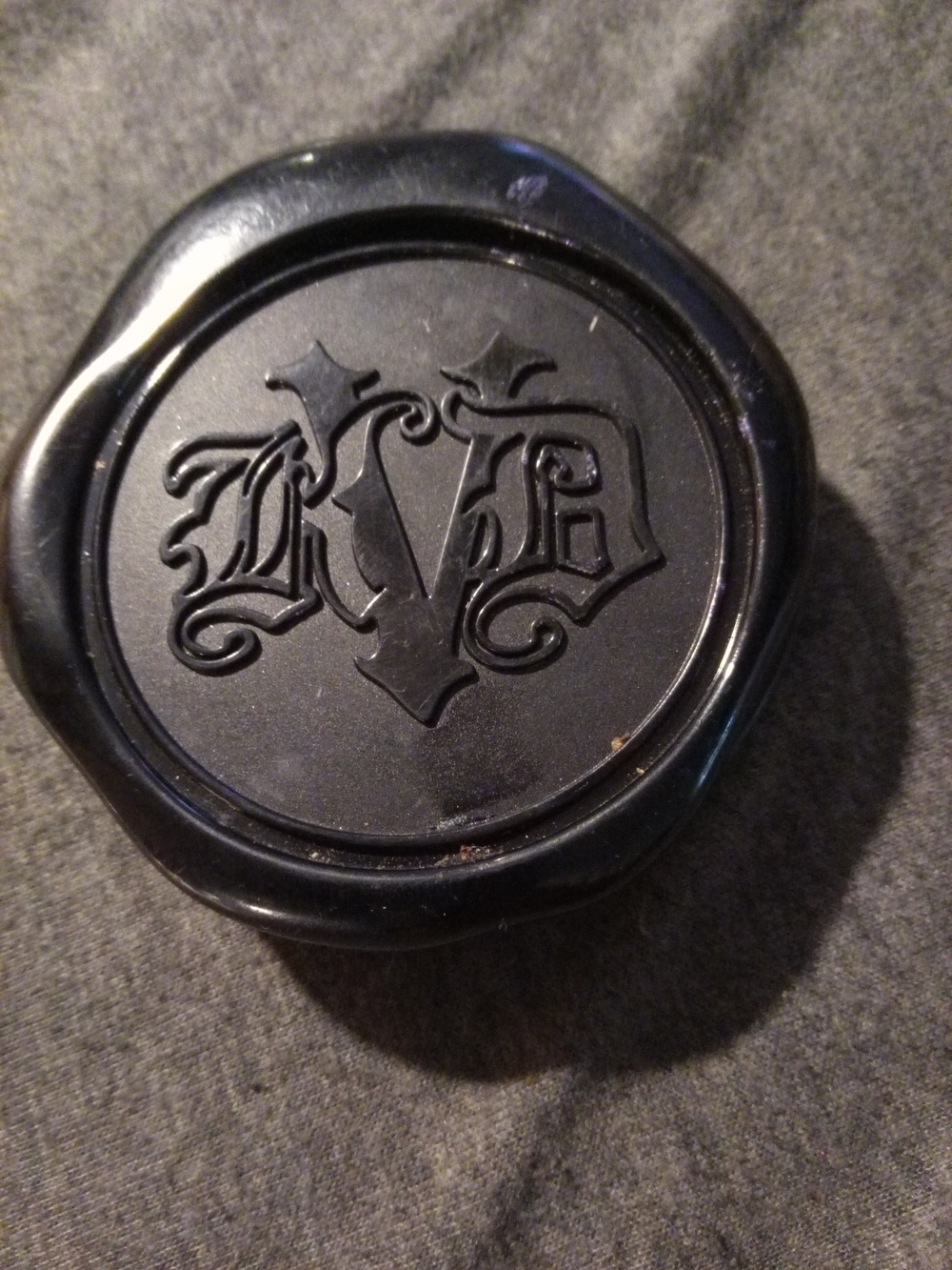 Kat Von D Black Cream Compact with Embossed Logo DEEP